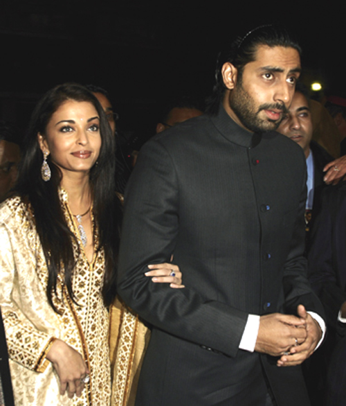 Bollywood stars Aishwarya Rai and Abhishek Bachchan arrive for the world premiere ‘Guru’ in Toronto