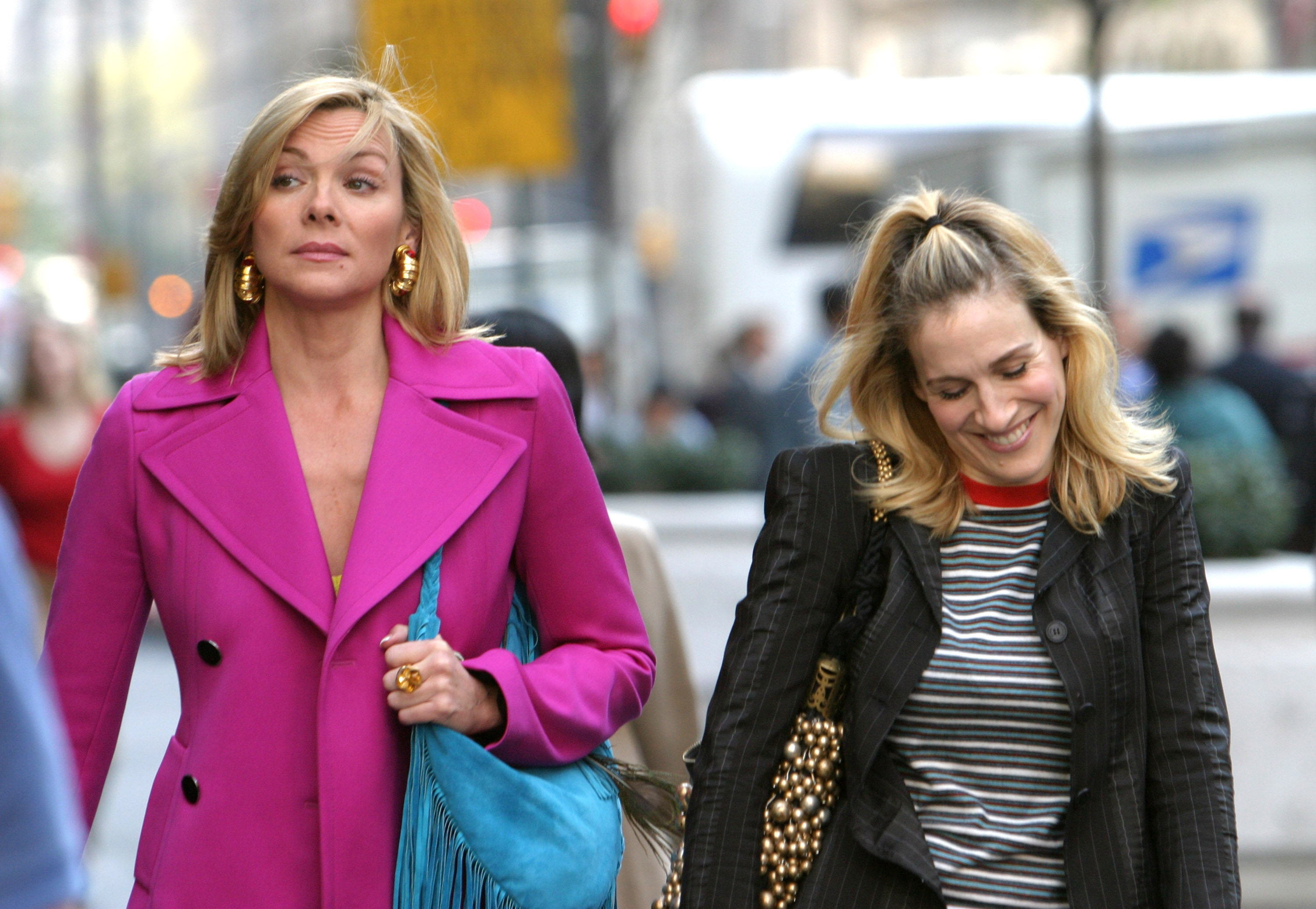 Kim Cattrall and Sarah Jessica Parker On Location For “Sex And The City”