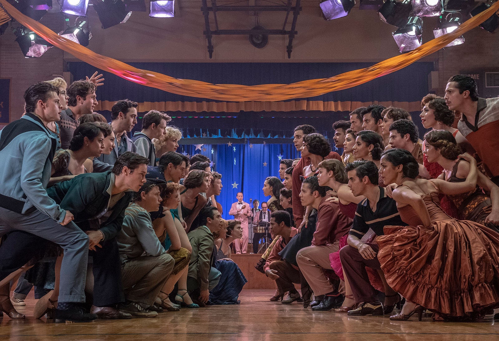 042020-westsidestory-03_1581_107733238